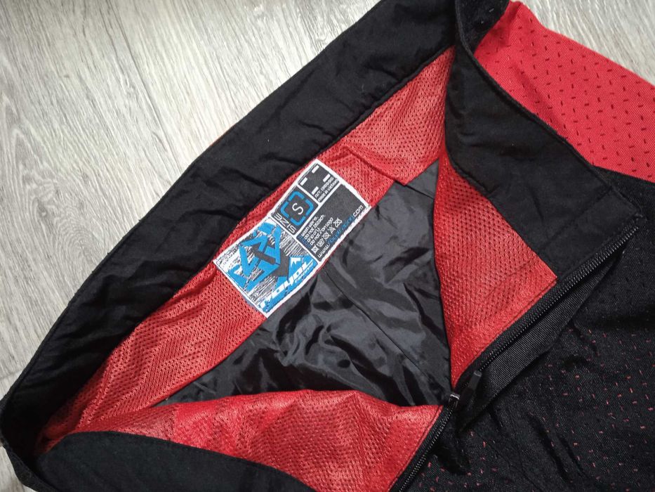 Велосипедные гоночные шорты Royal Racing (Англия) Размер S