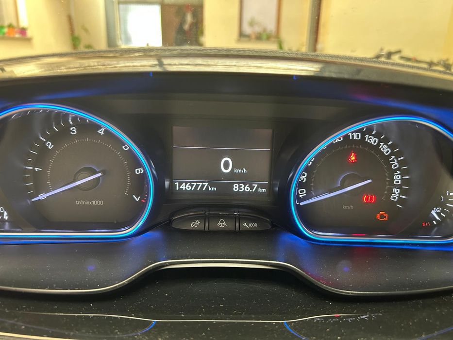 Peugeot 2008  1.2 VTI Allure 2008