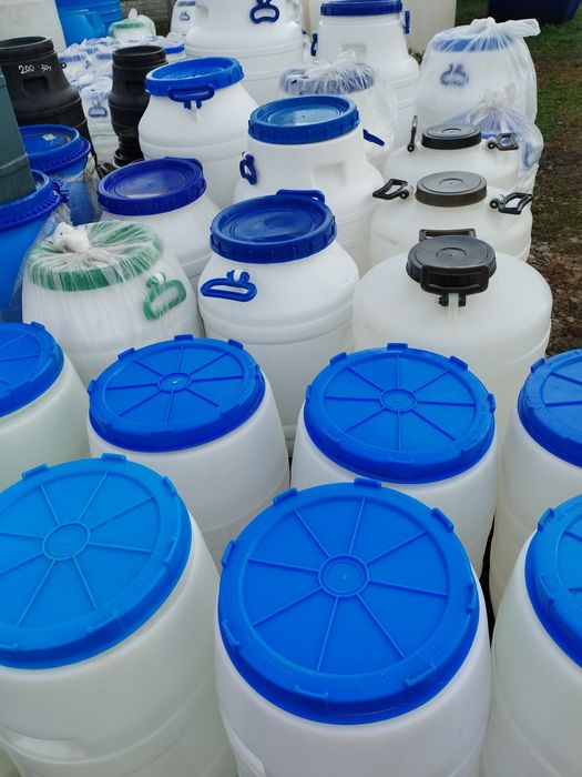 Бідони, каністри, бочки різн,і на воду,олію,масло, на капусту, вино, м