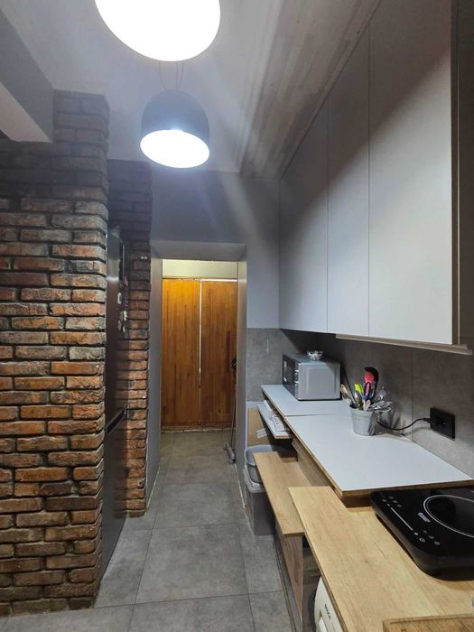 Продам 1  к кв Канатная /Базарная Центр