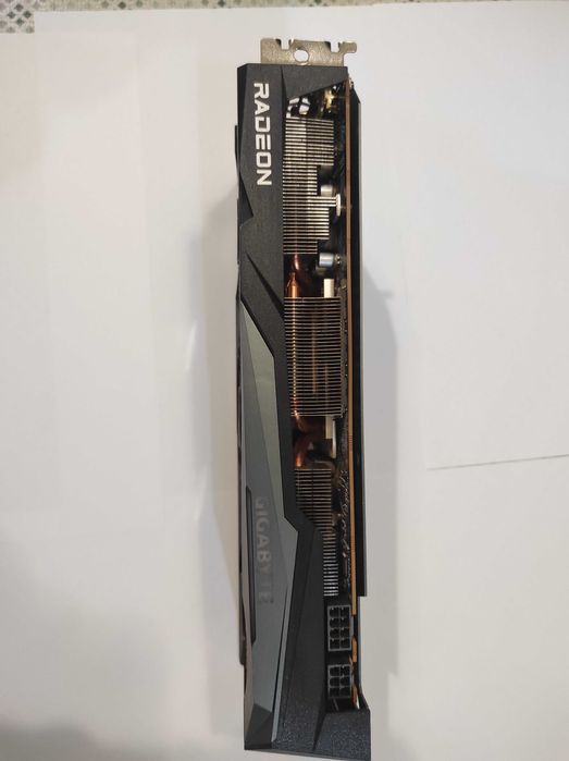 Продам відеокарту GIGABYTE Radeon RX 6700 XT GAMING OC 12G (GV-R67XTGAMING OC-12GD)