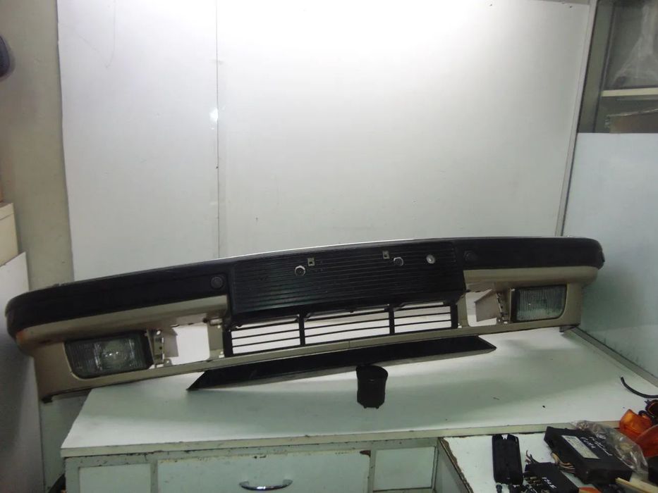 BMW 735I E32 para-choques