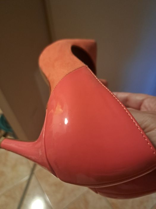 Szpilki Deichmann 41 koral piękne