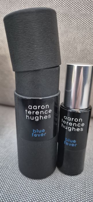 Aaron Terence Hughes - vários