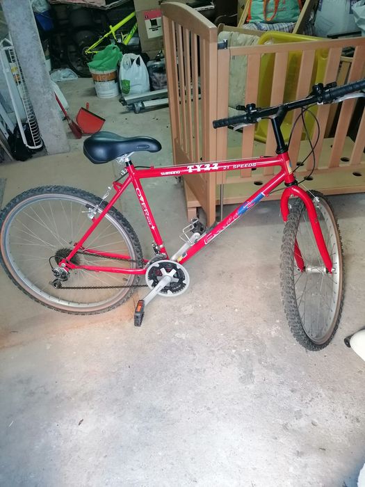 Vendo bicicleta de montanha Shimano 21 velocidades usada mas em muito bom estado