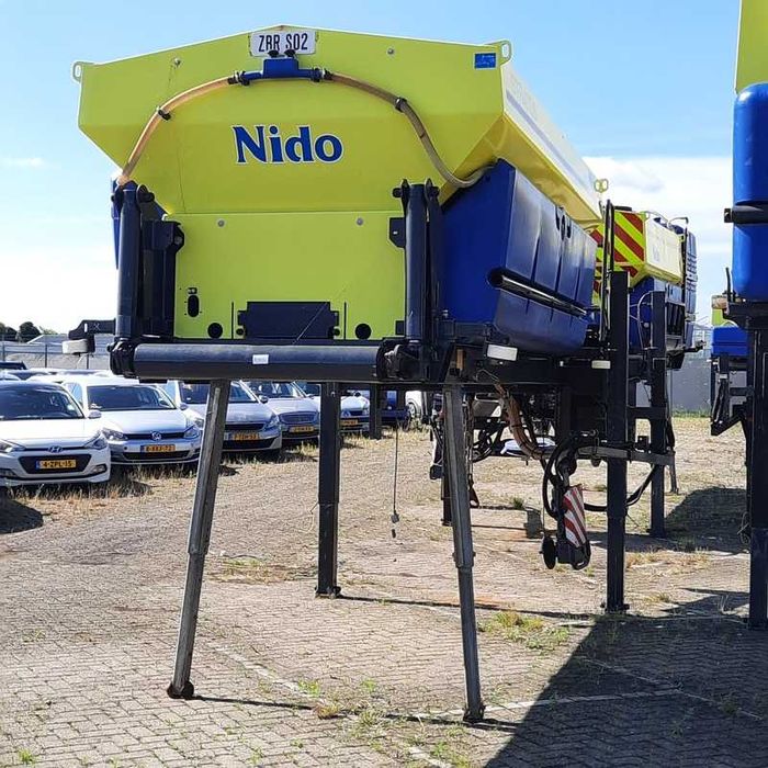 Piaskarka Solarka Posypywarka Schmidt Nido Stratos Epoke B70-42 PCLN