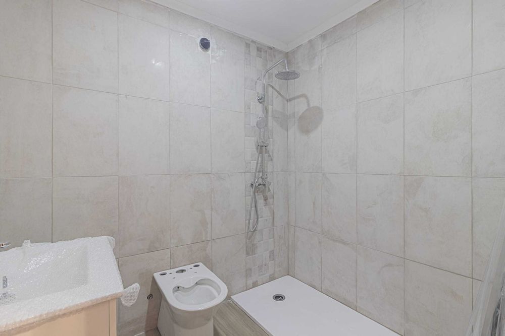 Quartos para Alugar na Amadora