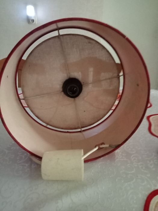 Żyrandol do pokoju dziecięcego