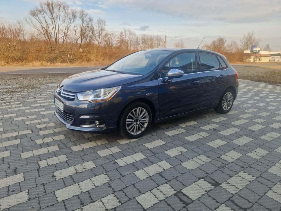 Сітроен  С4 2013 року