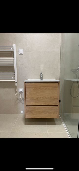 Armário WC pia Sanindusa & torneira Grohe