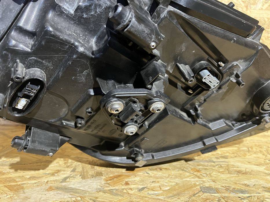 Lampa porsche cayenne 7p5 lift 7p5.941.751f xenon europa oryginal