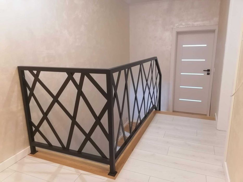 Schody dębowe loft konstrukcja stalowa