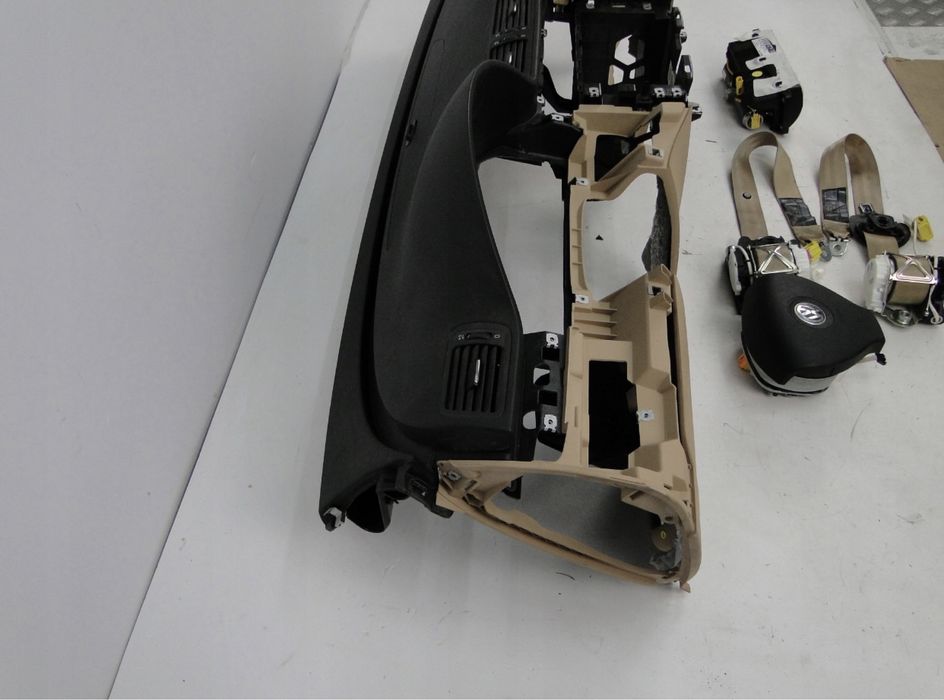 Торпеда панель Volkswagen Passat B6 Пасат Б6