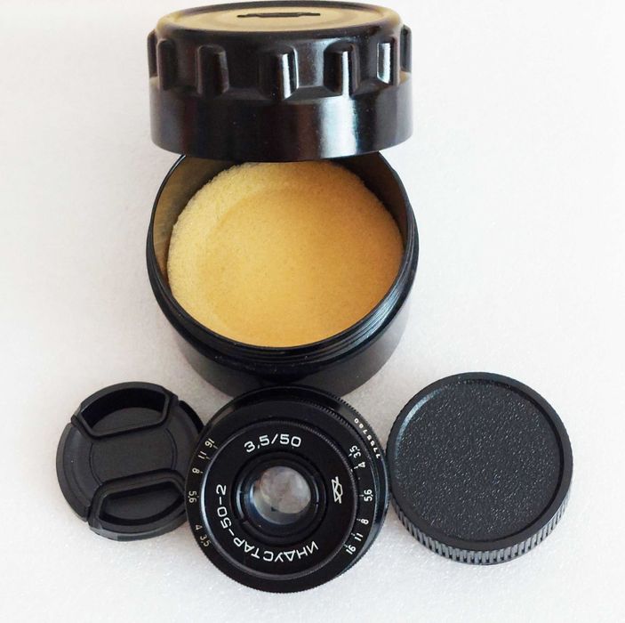 Analogowy obiektyw INDUSTAR