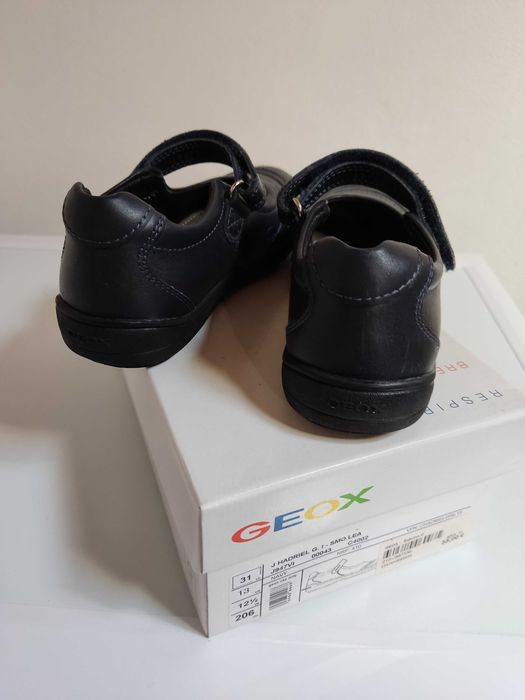 Sapato ou Sabrina Geox menina azul t.31 bom estado