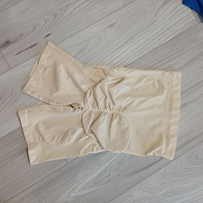 Продам шорты корректирующие фигуру, размер  M,XL