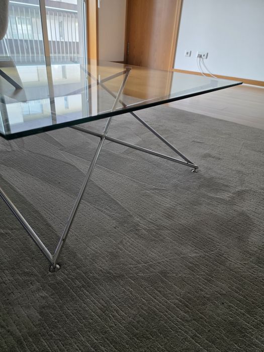 Mesa de centro em vidro temperado