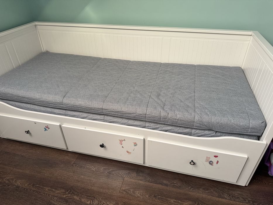 Lóżko IKEA Hemnes