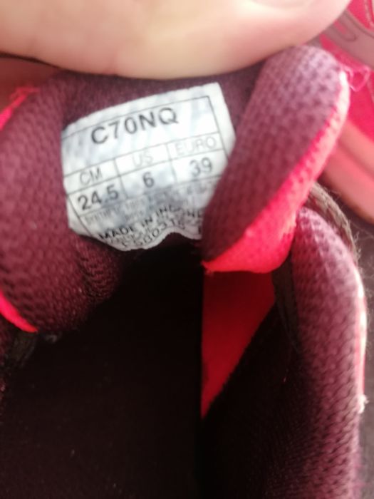 Buty asisc 39 na hale