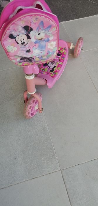 Trotinete Minnie menina
