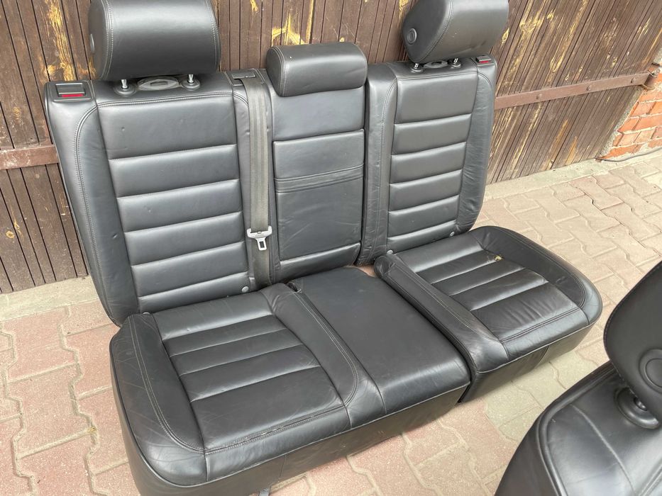 Fotele Volkswagen Touareg 7L skóra boczki kanapa