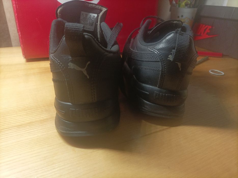 Кросівки Puma R78 SL розмір 41 26.5см стелька