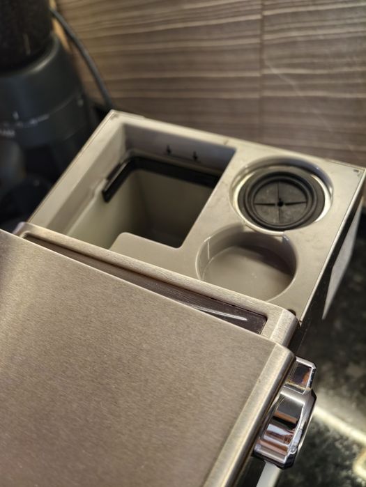 Máquina de café Saeco Poemia+ Moinho Graef