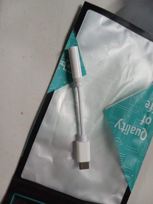 Cabo Adaptador USB-C para Jack 3.5mm (Novo) — Para Auscultadores