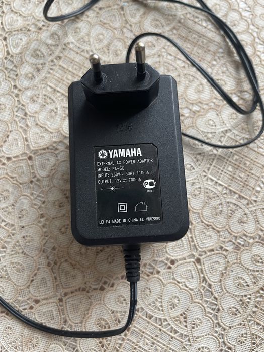 Синтезатор Yamaha PSR-E333