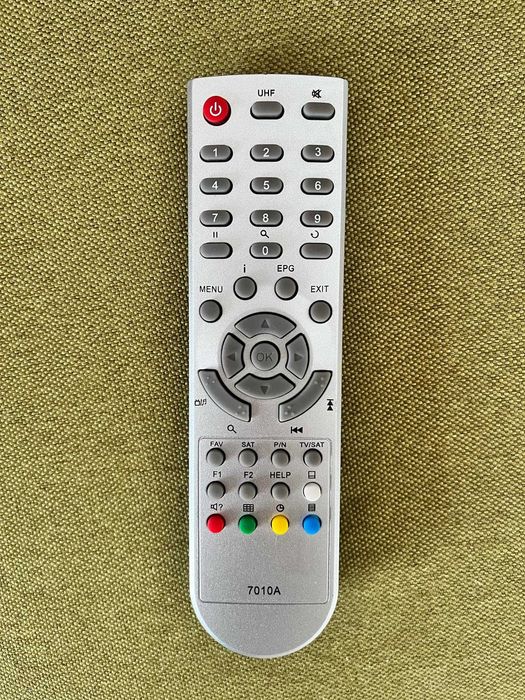 Пульт для супутникових та кабельних тюнерів Globo 7010А