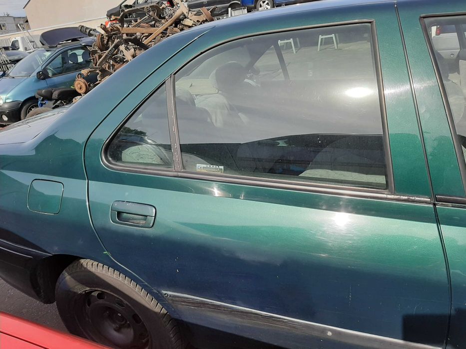 Peugeot 406 Sedan 1.8i 1996r.Drzwi tylne