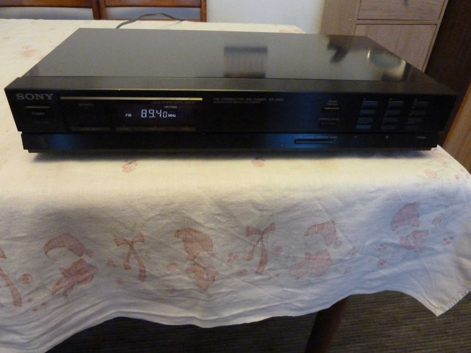 Tuner cyfrowy radio FM/AM SONY model ST-J300 plus kable