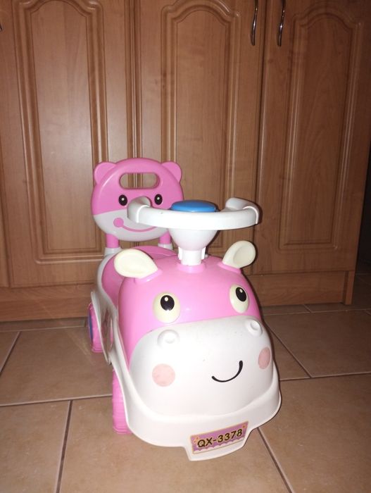 Samochodzik dziecięcy