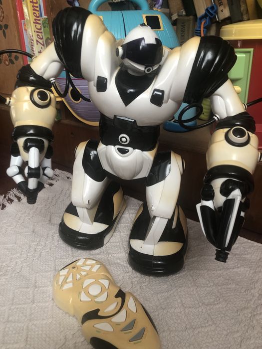 Робот WowWee