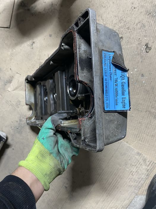 Клапаная крышка gelly  ск 1.5