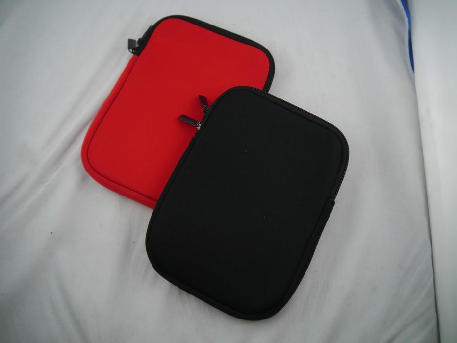 Etui ochronne na tablet / iPAD 7 CALI 21,5 x 15cm CZARNE
