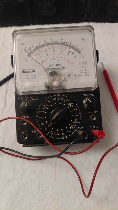 Multímetro Analógico da Marca Unisound Modelo DT - 1103
