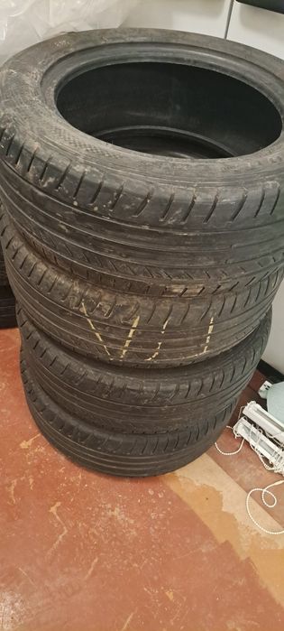 Літня Резина Dunlop 235/55R17