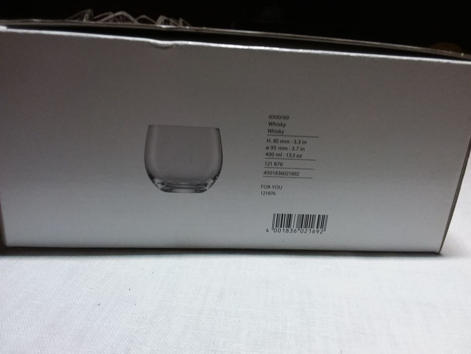 Conjunto de 4 copos de whisky  em vidro NOVO