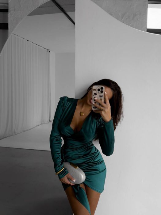 Сукня шовк шовкова з рюшами чорна бордо смарагд зелена