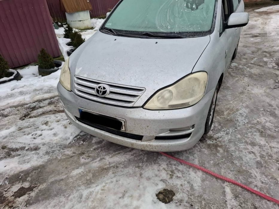 Тойота авенсіс венсо авенсис toyota avensis verso по запчастирах розбо