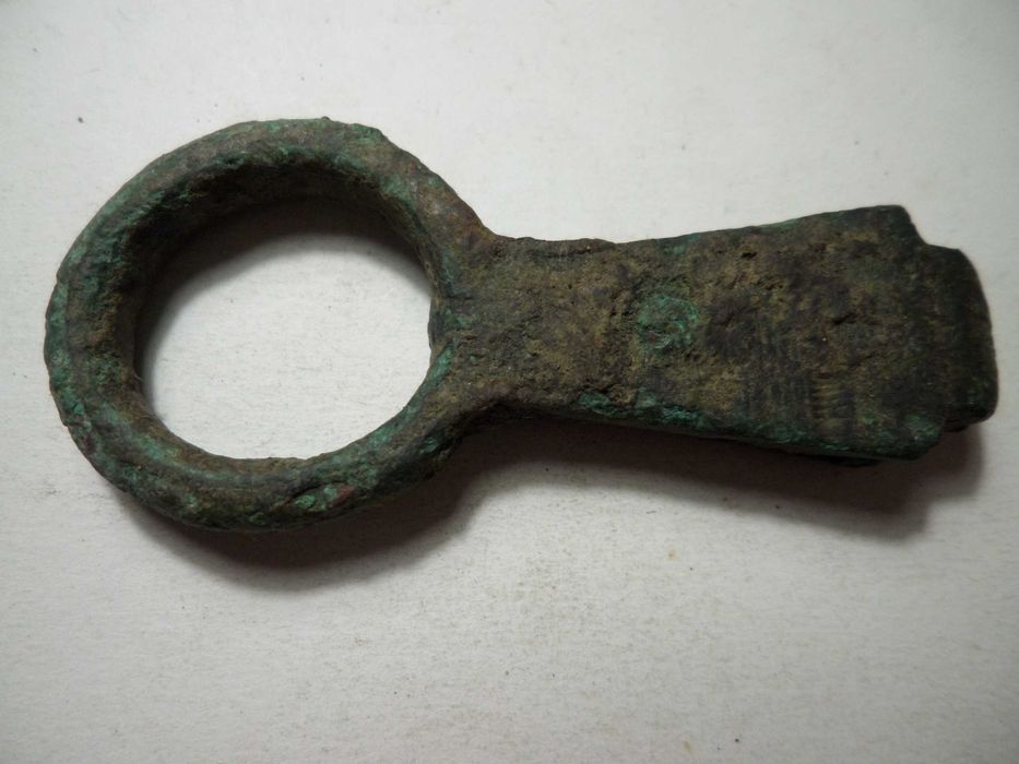 'Peça' antiga em Metal