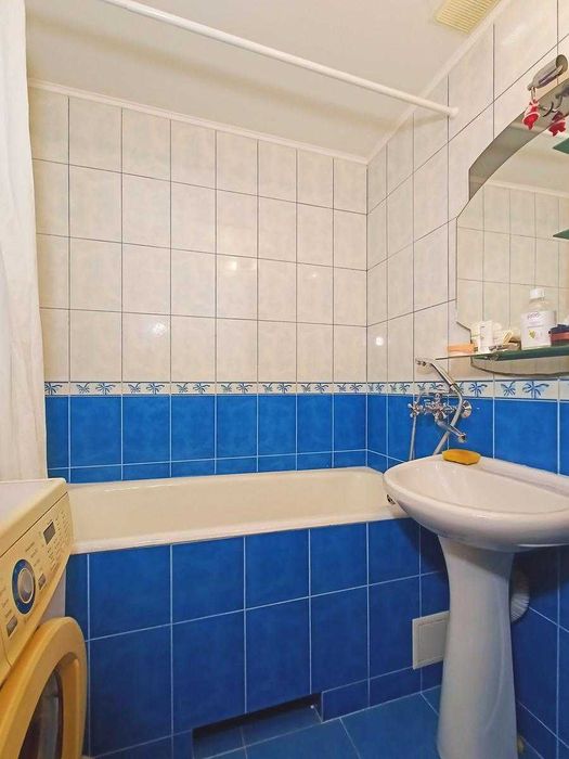 Продаж 1-кімн квартири 34 м2 стан заходь і живи, неподалік ринку НИВА.