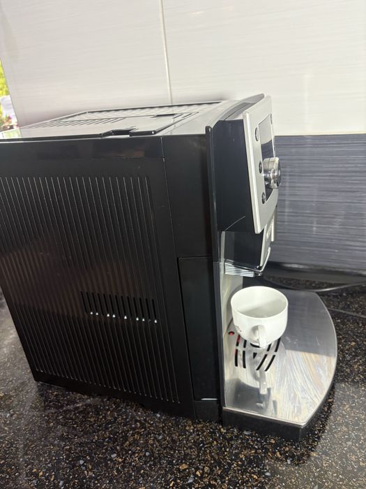 Кавомашина Delonghi Perfecta