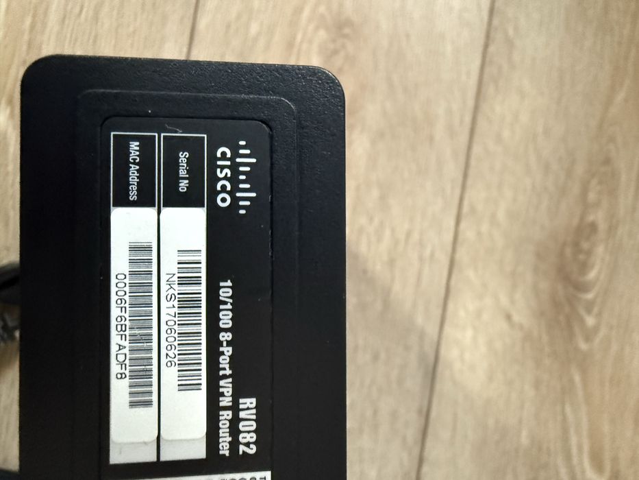 Router Cisco  RV082