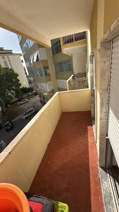Quarto para arrendar