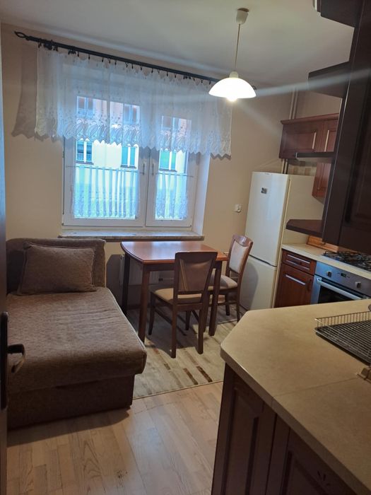 Wynajmę mieszkanie 36 m2 z balkonem na ulicy Stróżowskiej w Sanoku