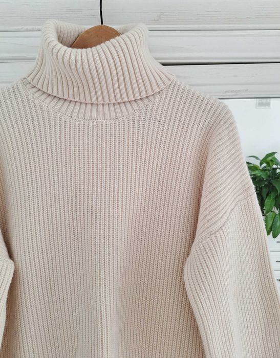 Wełniany sweter Selected Femme