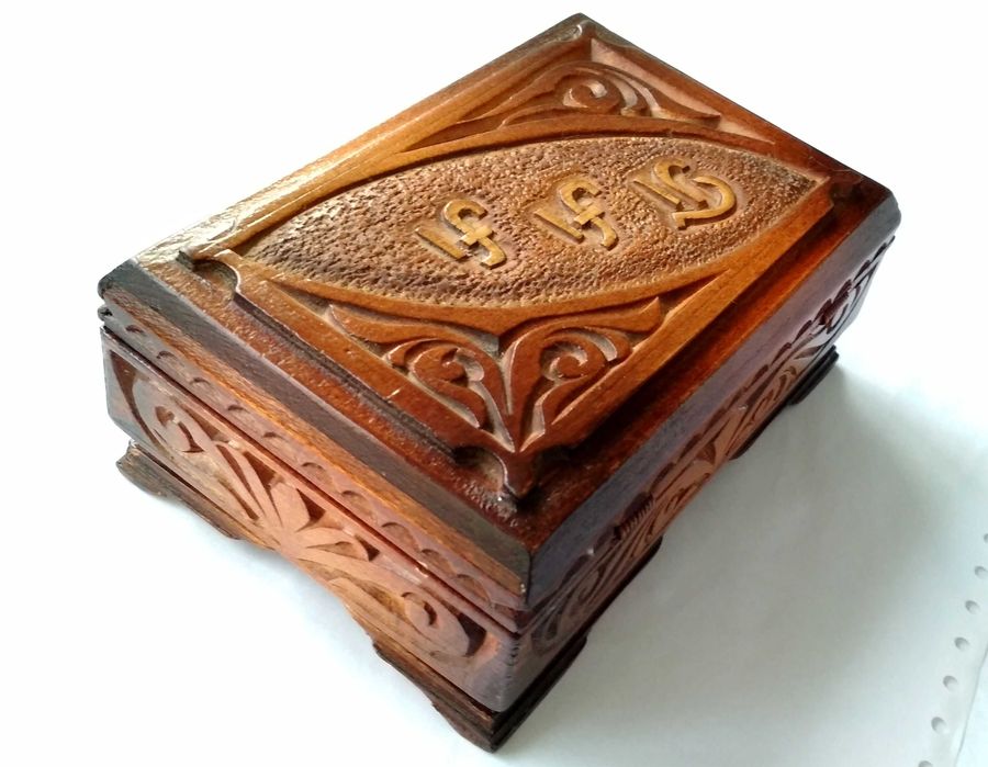 Деревянная Шкатулка.