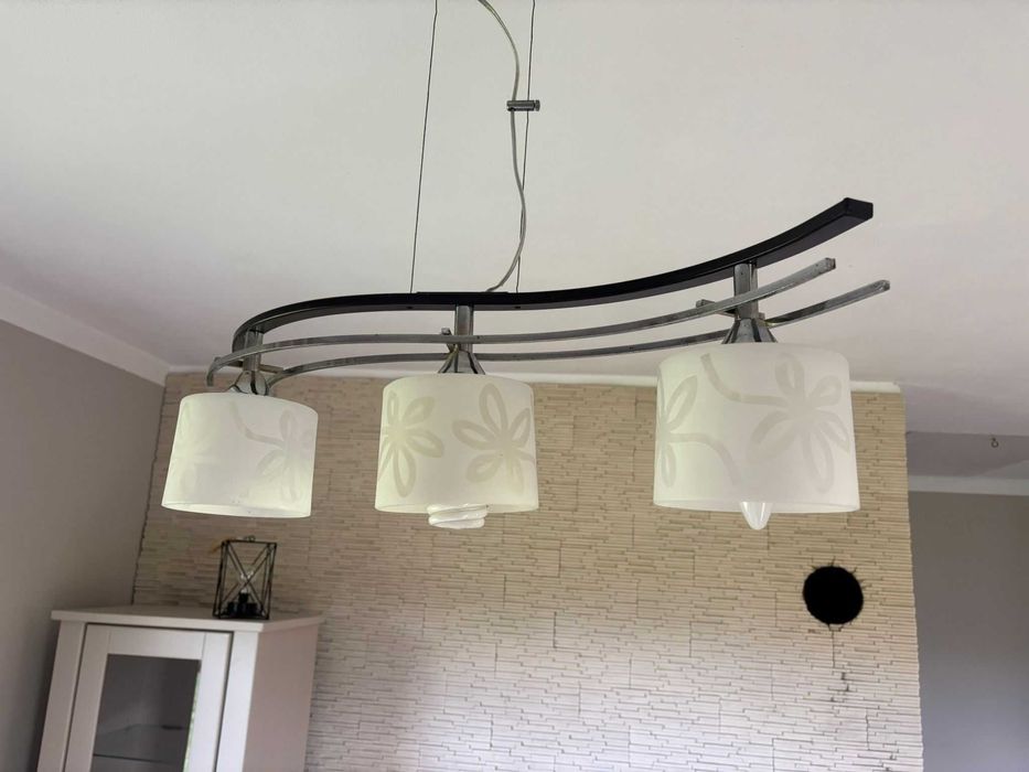 Zestaw oświetlenia, lampy i kinkiety